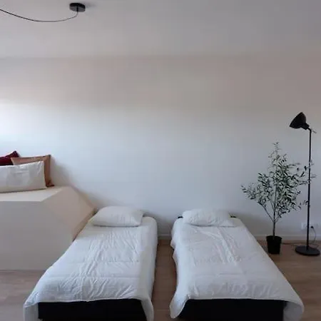 E Centre Professeur Langevin Spacieux Cosy Διαμέρισμα Επερνέ